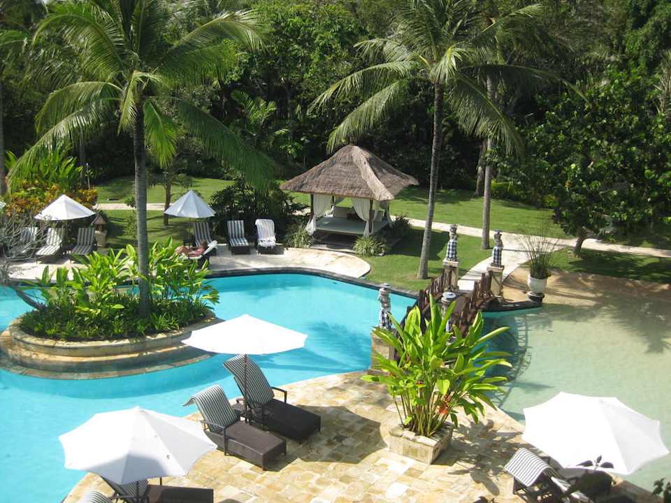 Poolbereich vorne The Laguna A Luxury Collection Resort & Spa