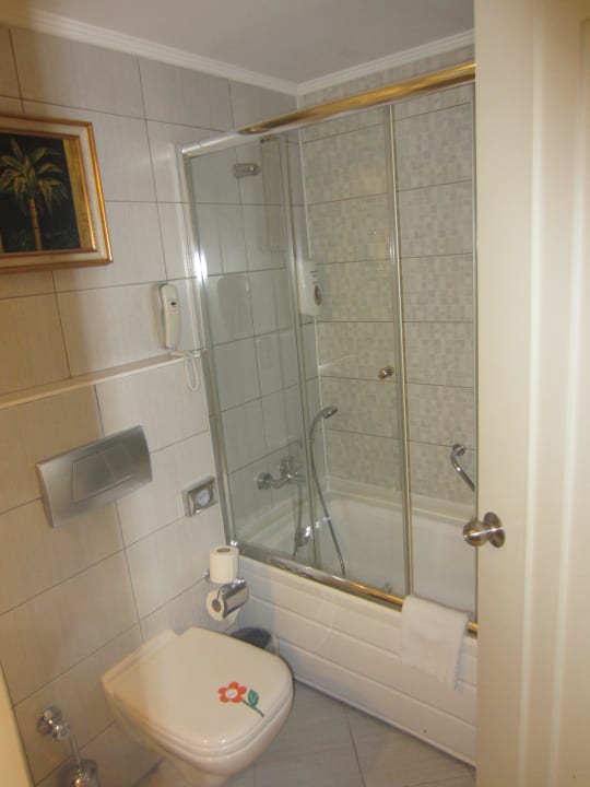 Badezimmer Alba Queen Hotel