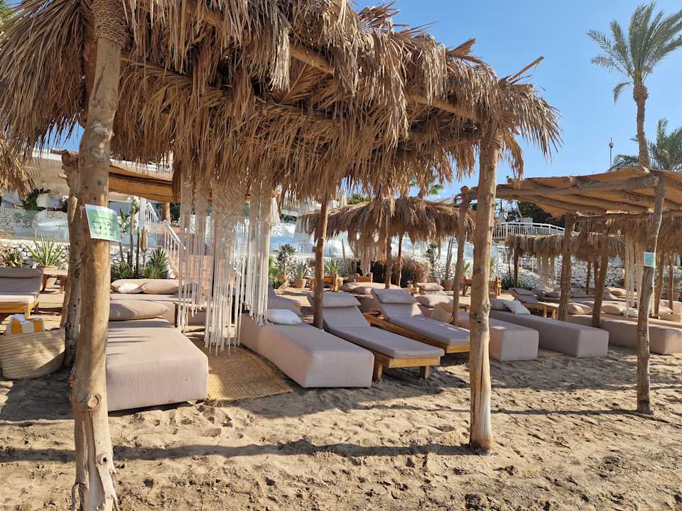 Strand Fort Arabesque Resort, Spa & Villas