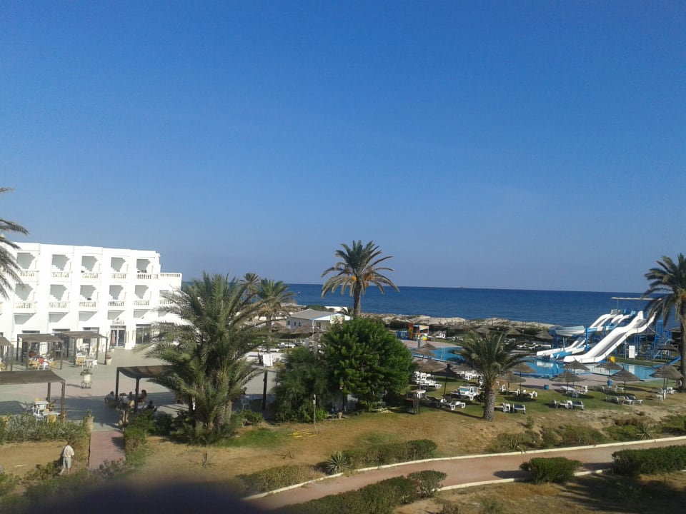 Gartenanlage Hotel Neptunia Skanes