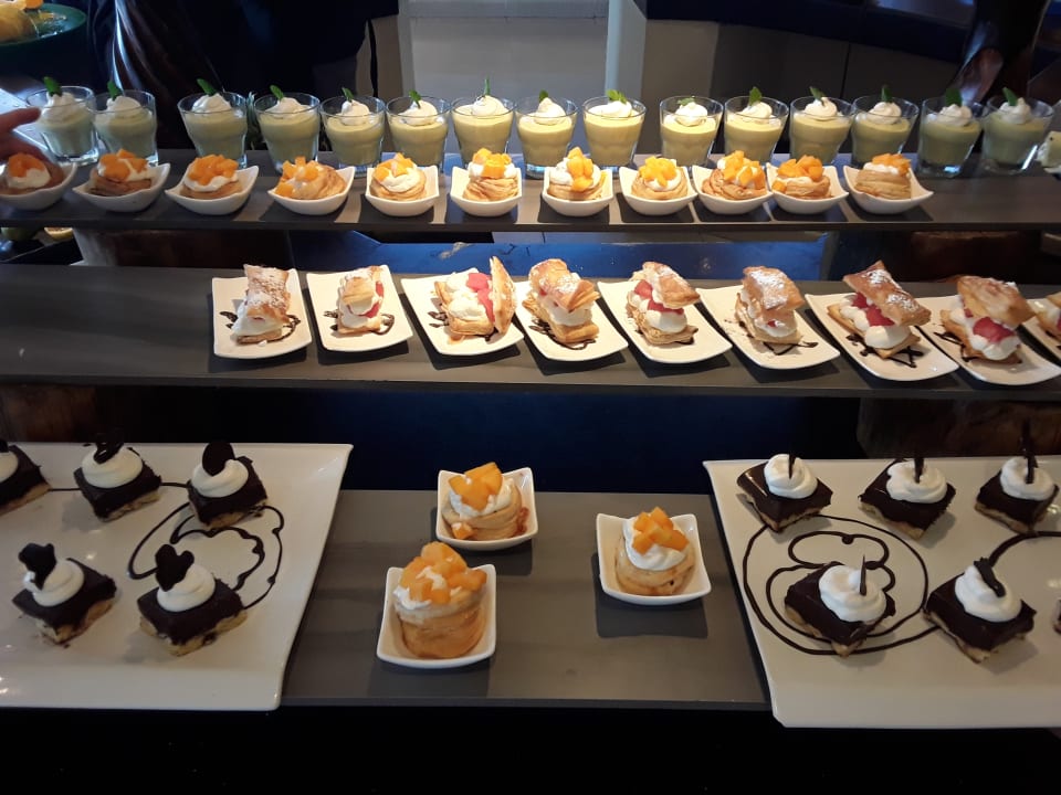 Gastro Royal Zanzibar Beach Resort