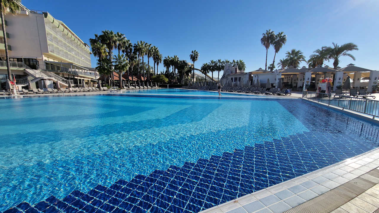 Pool Adora Hotel & Resort