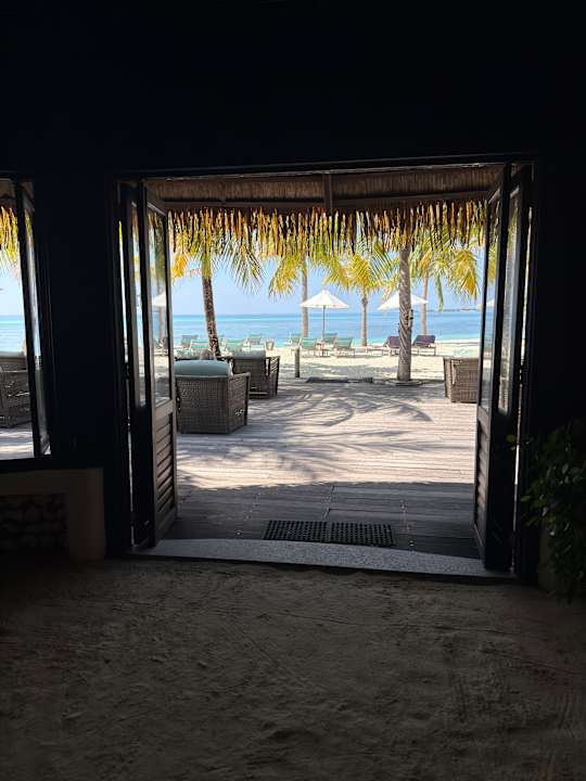 Strand Kuredu Island Resort & Spa