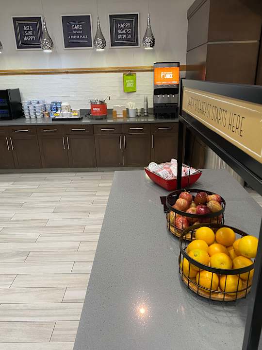 Gastro Hampton Inn & Suites Dallas-Central Expy/North Park Area