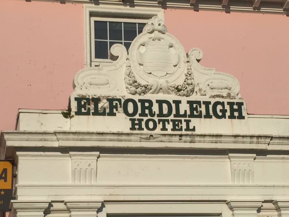 Eingang Elfordleigh Hotel