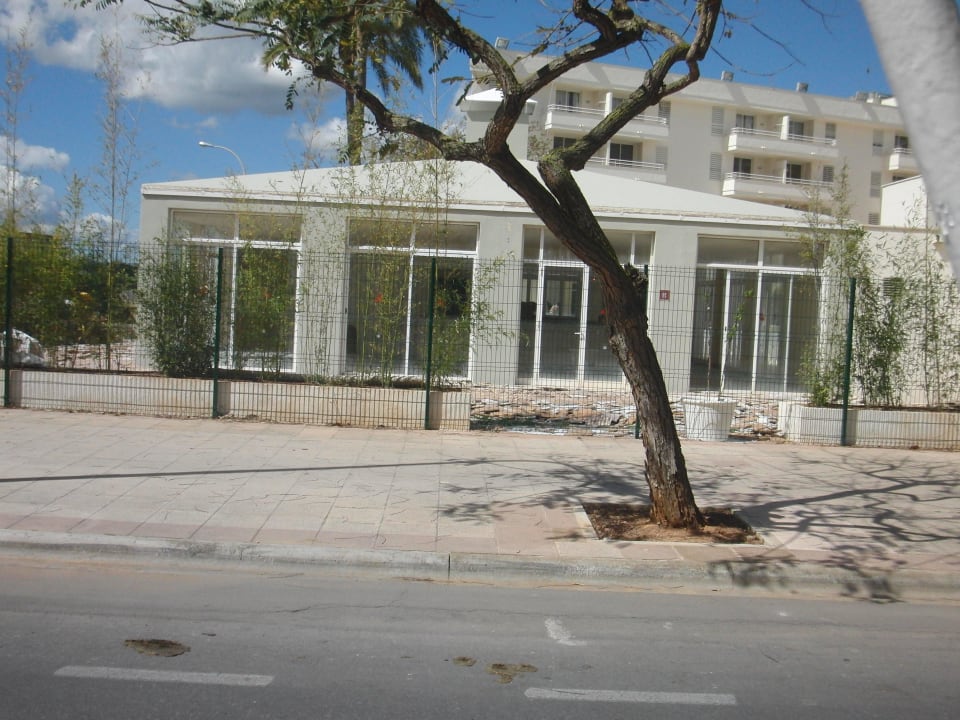 Poolbar / Poolrestaurant / Snackbar Hotel Rosella by Intelier