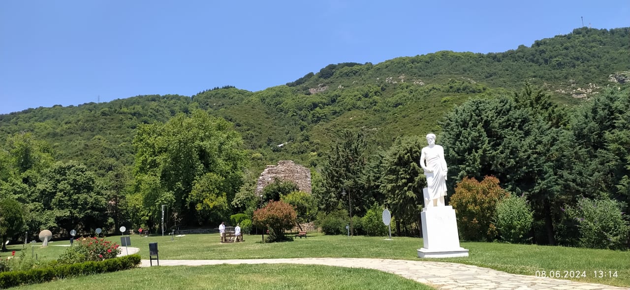 Gartenanlage Akrathos Beach Hotel