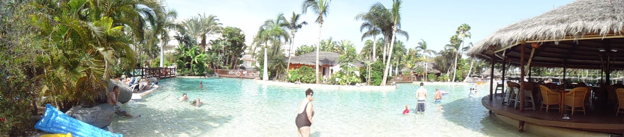 Pool Tabaiba Princess