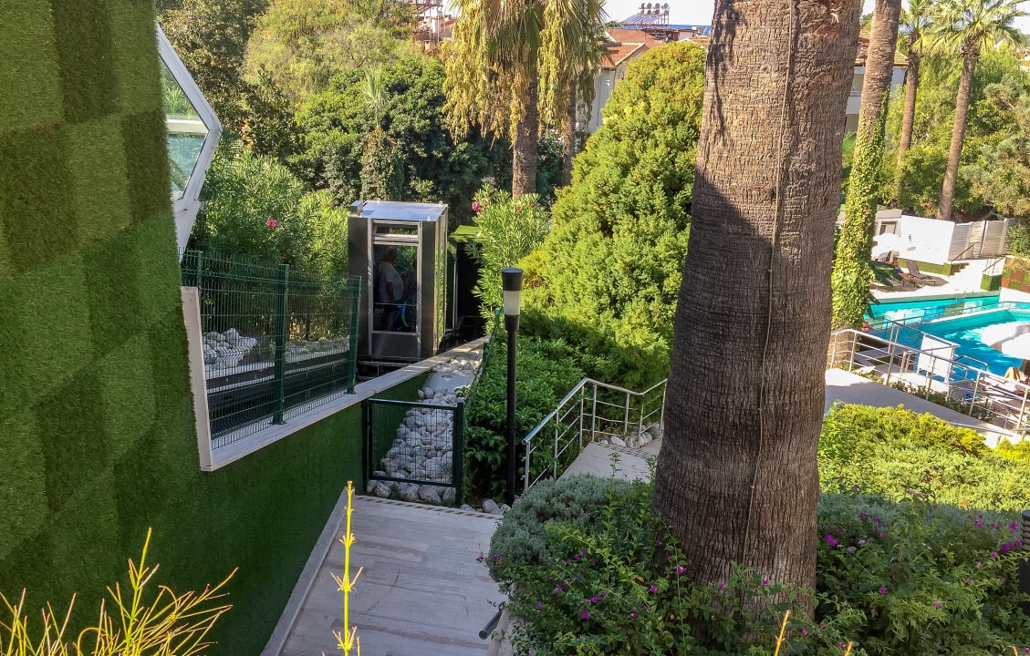 Gartenanlage Side Star Elegance