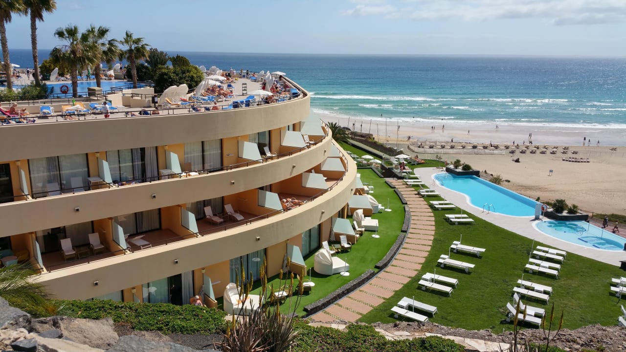Blick auf den Prestigebereich Iberostar Waves Playa Gaviotas