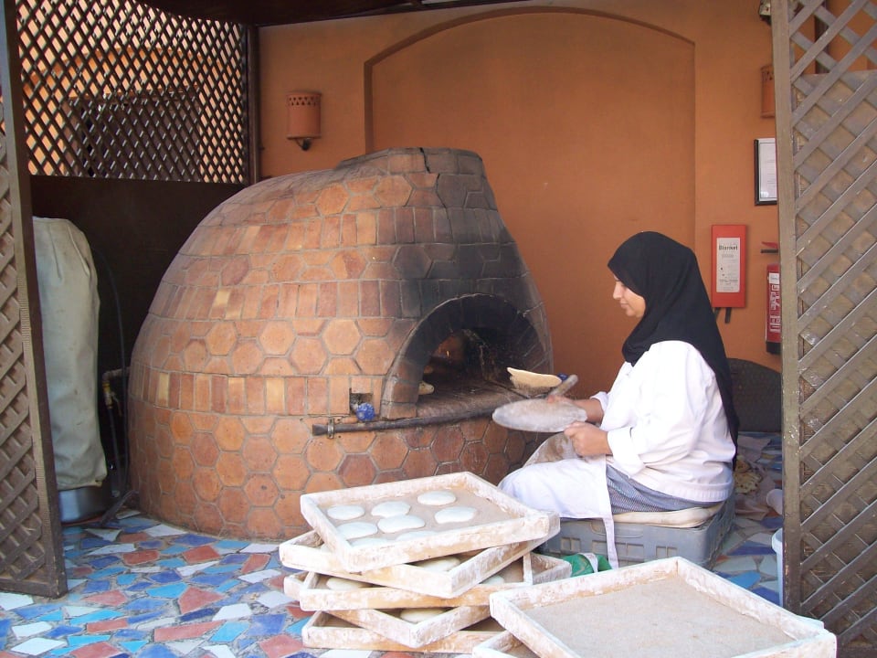 Fladenbrotbäckerin am Strand Jaz Makadi Gardens - TUI BLUE Makadi Gardens - Adults Friendly 16 Years Plus