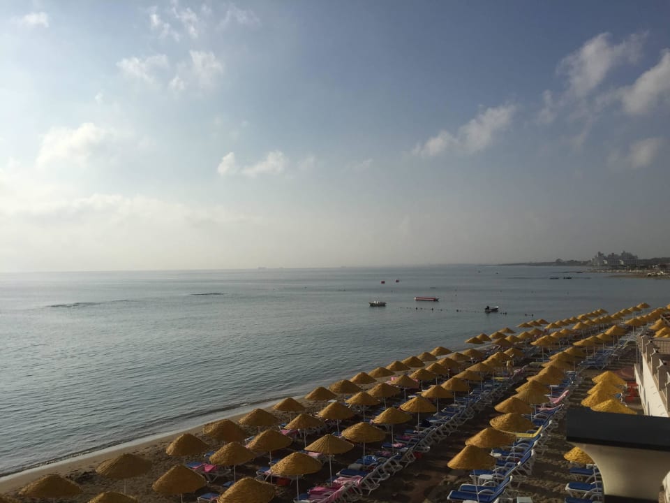 Strand Salamis Bay Conti Resort Hotel & Casino