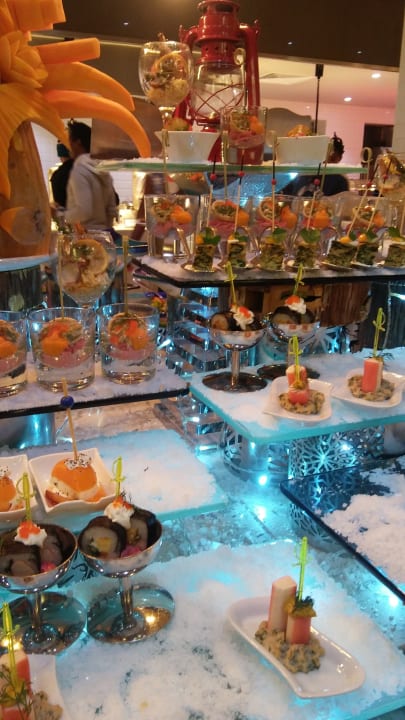 Gastro Acanthus Cennet Barut Collection