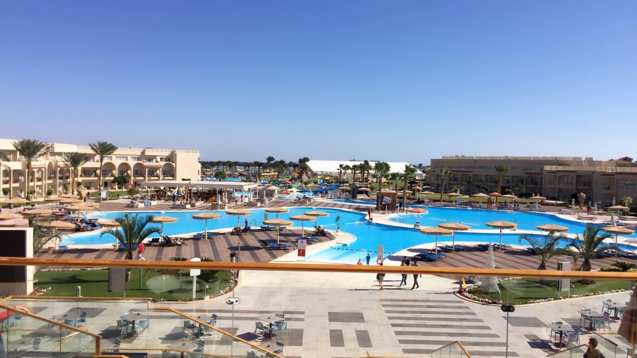 Pool Pickalbatros Royal Moderna Resort-Sharm El Sheikh