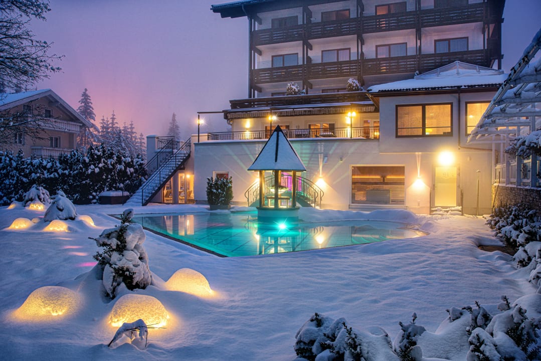 Pool Hotel Bismarck
