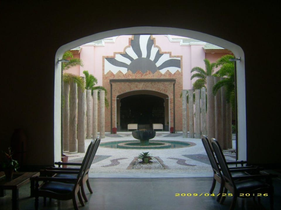 Lobby Iberostar Waves Bahia