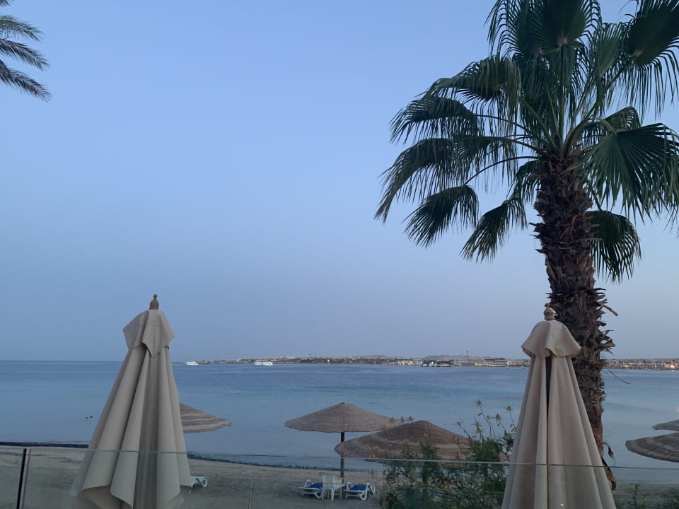 Strand Fort Arabesque Resort, Spa & Villas
