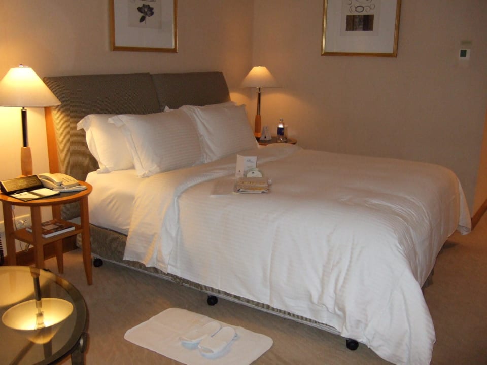 Bett Hotel Caravelle Saigon