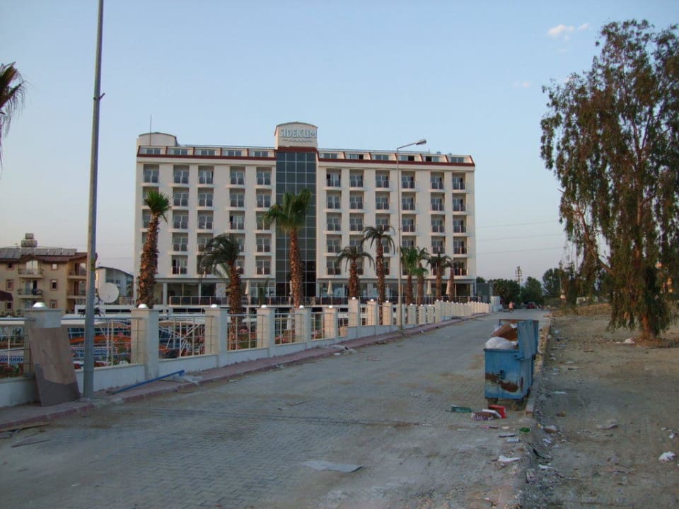 Aussenansicht Juli/2009 Hotel Sidekum