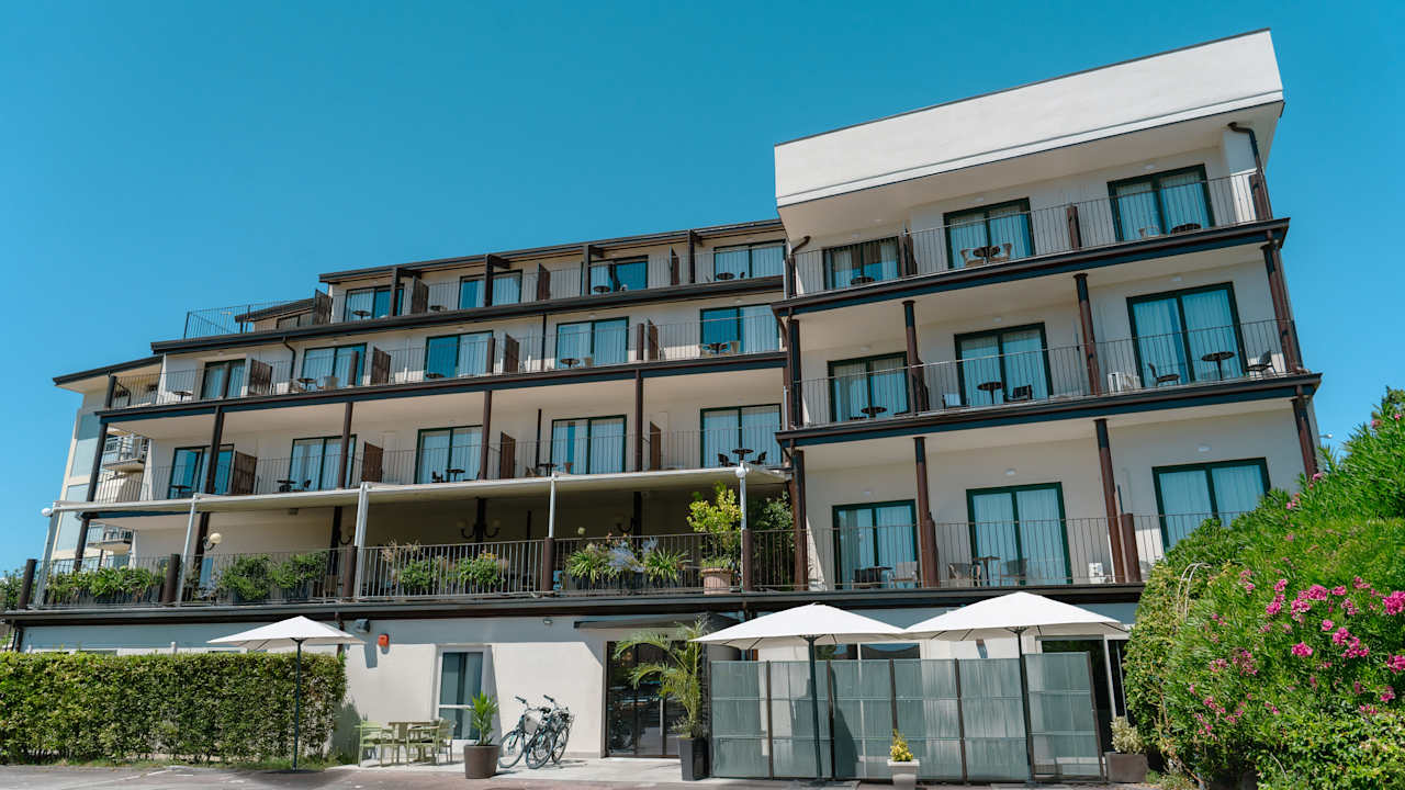 Außenansicht AHG Riva del Sole Moniga