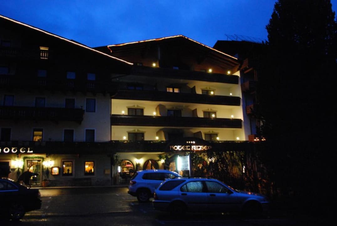Hotel abends Ferienhotel Alber