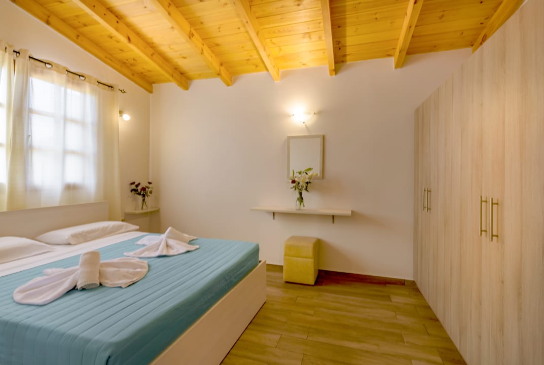 Zimmer Athousakis Village