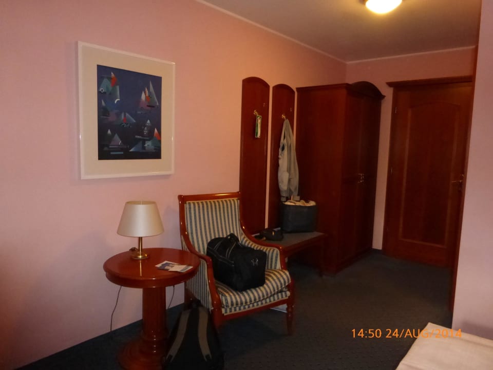 Standard-Doppelzimmer 330 unterm Dach Residenz Seehotel Berlin Brandenburg