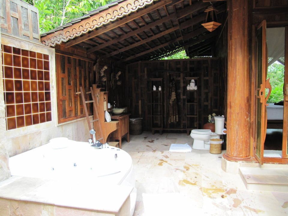 Bad Santhiya Koh Phangan Resort & Spa