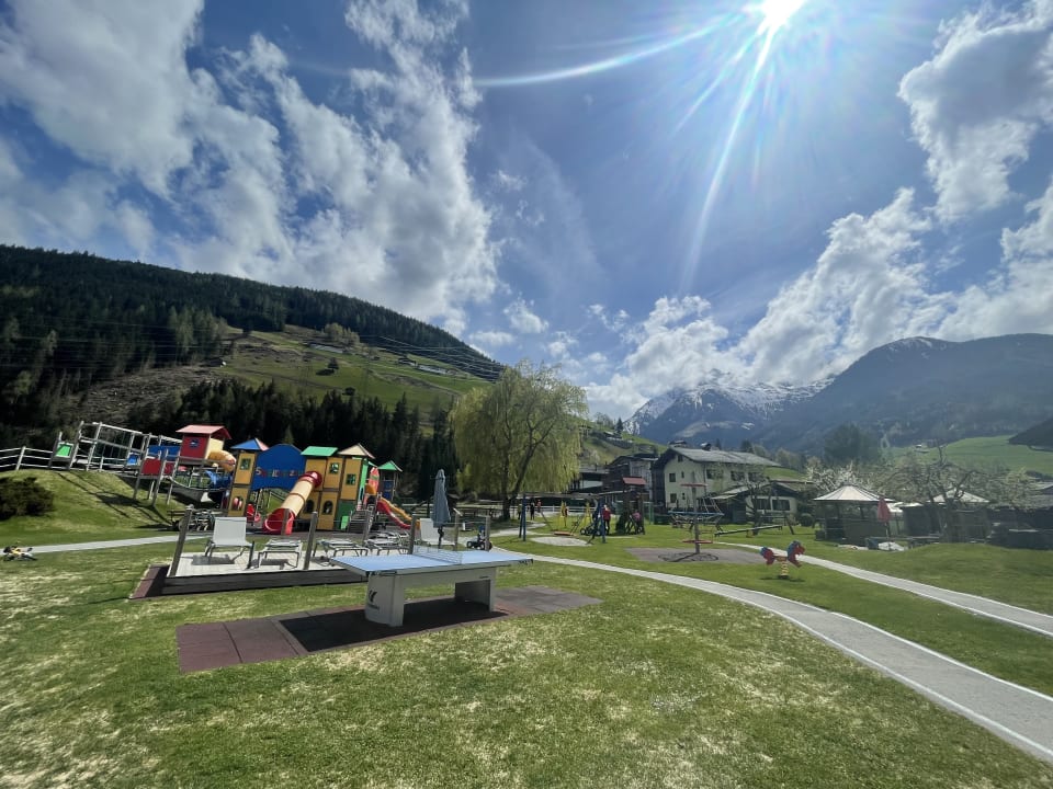 Gartenanlage Kinderhotel Felben