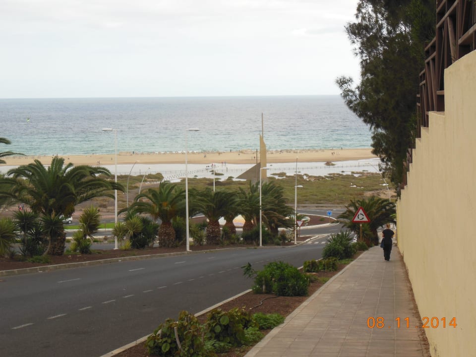 Straße (Weg) zum Strand Occidental Jandía Mar
