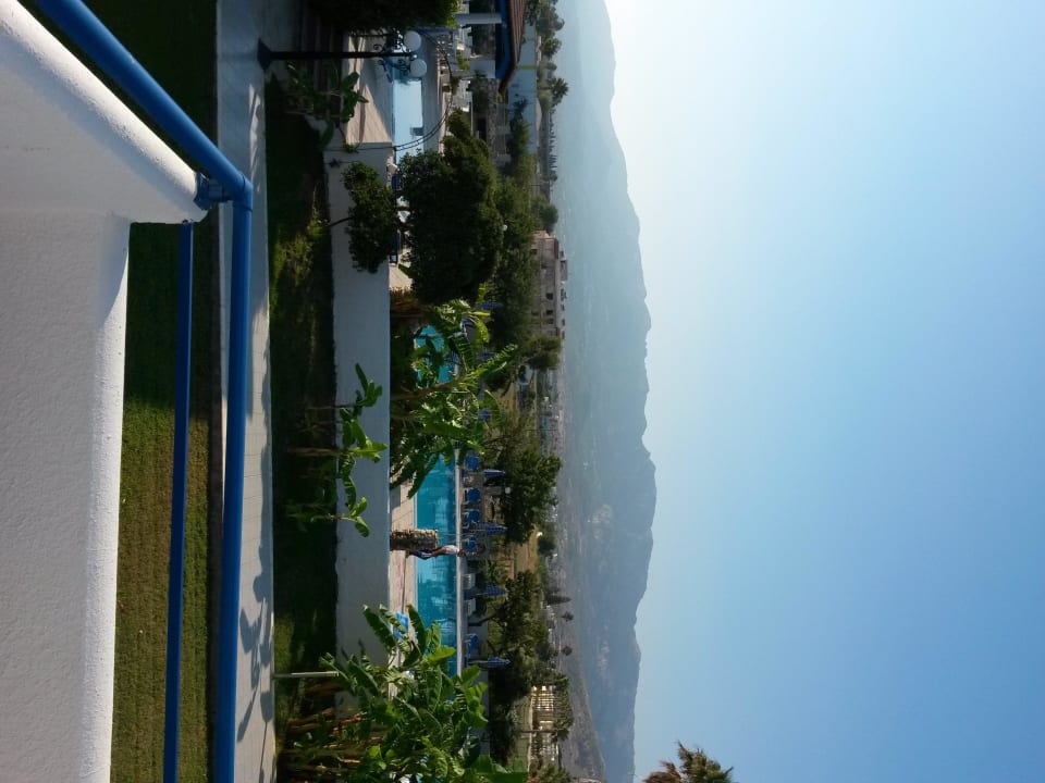 Ausblick auf die sehr schöne Poolanlage Hotel Tigaki's Star