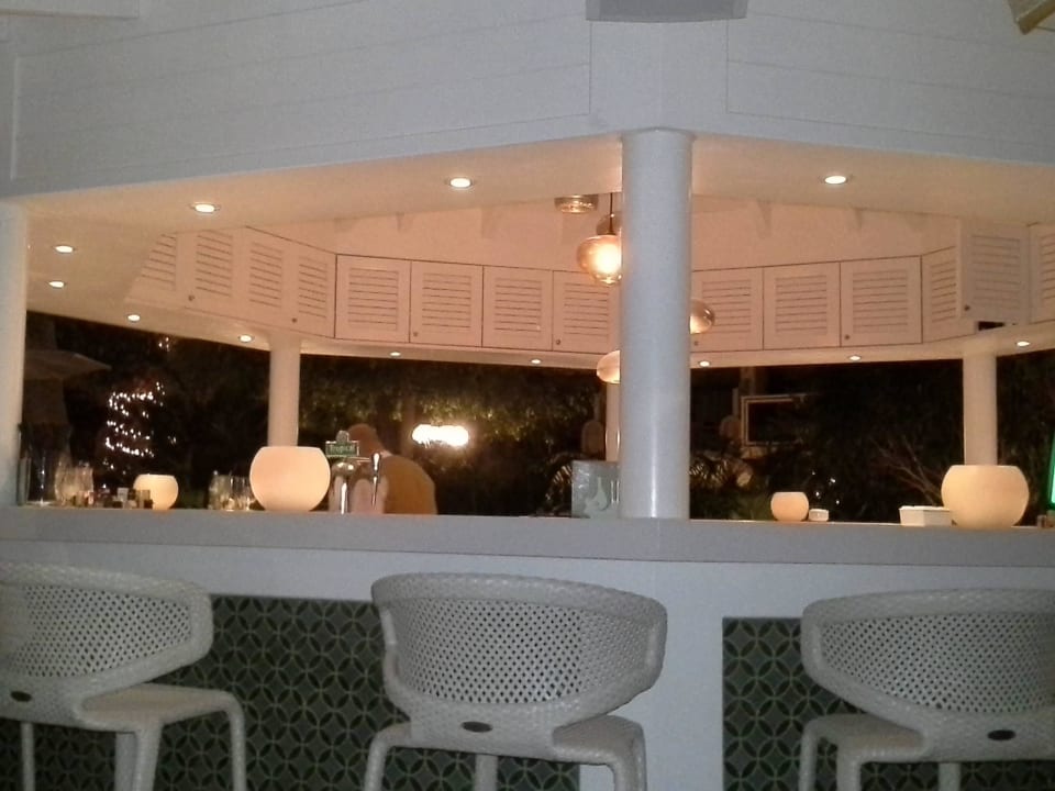 Kleiner Bar Schnappschuss Seaside Hotel Sandy Beach