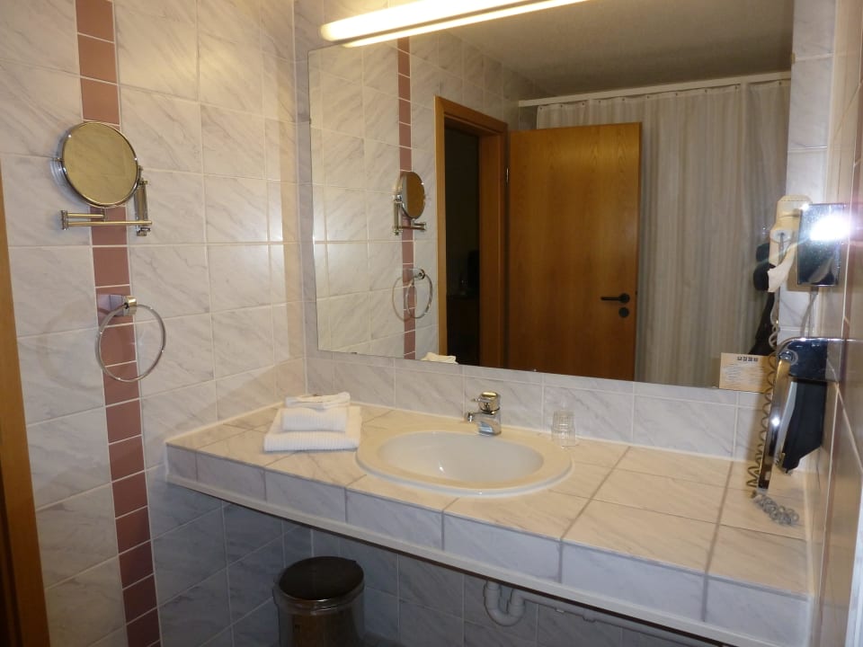 Bad Best Western Parkhotel Brehna - Halle