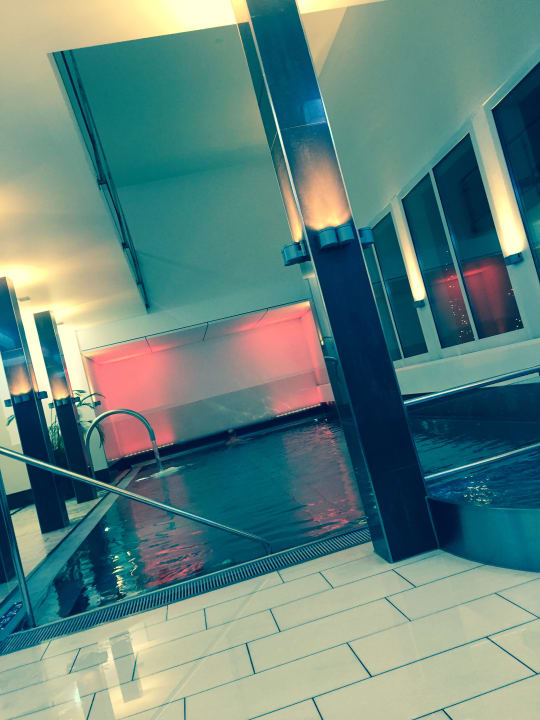 Pool Hotel Lenzerhorn – Alpine Stay, Spa & Savour