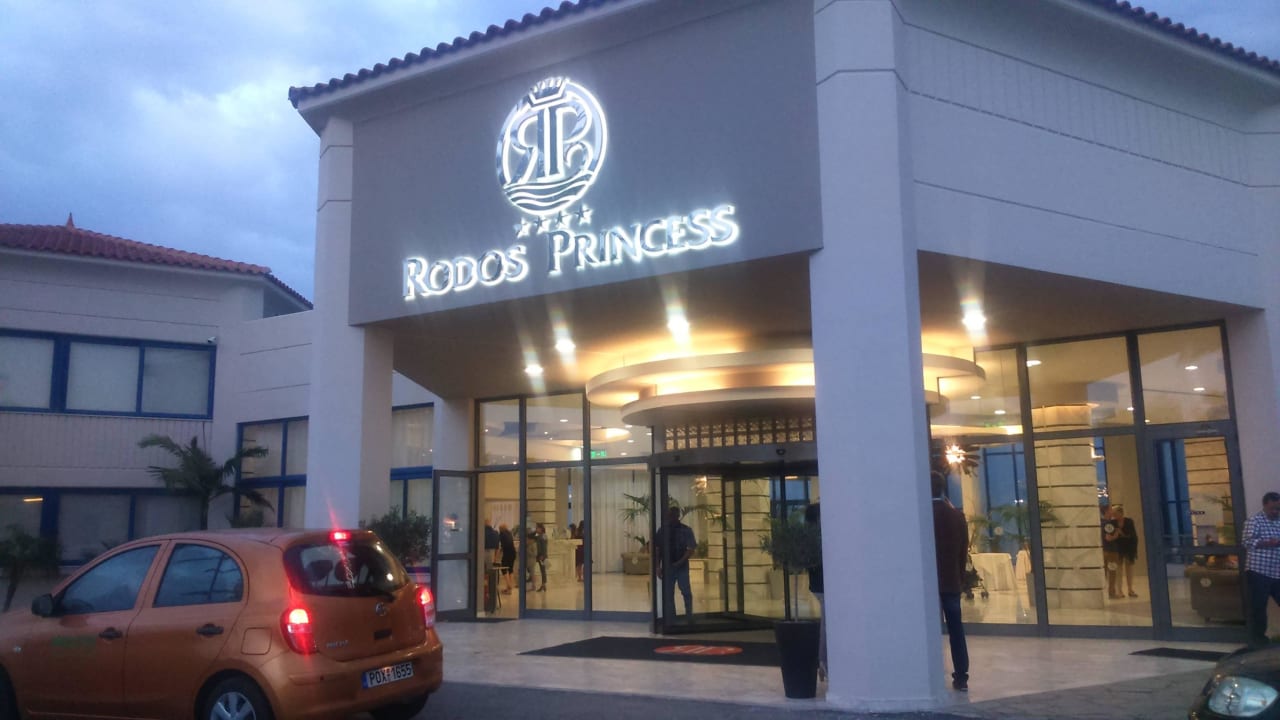 Hotel Eingang Rodos Princess Beach Hotel & Spa