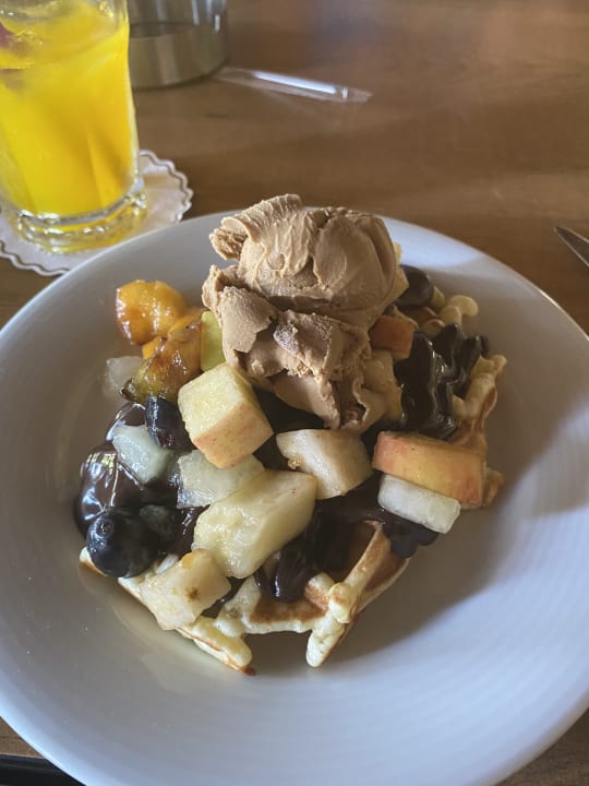 Gastro Mary Hotel Side