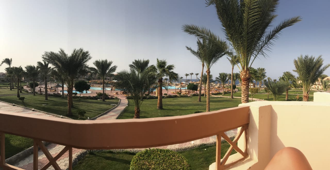 Garten Three Corners Sea Beach Resort