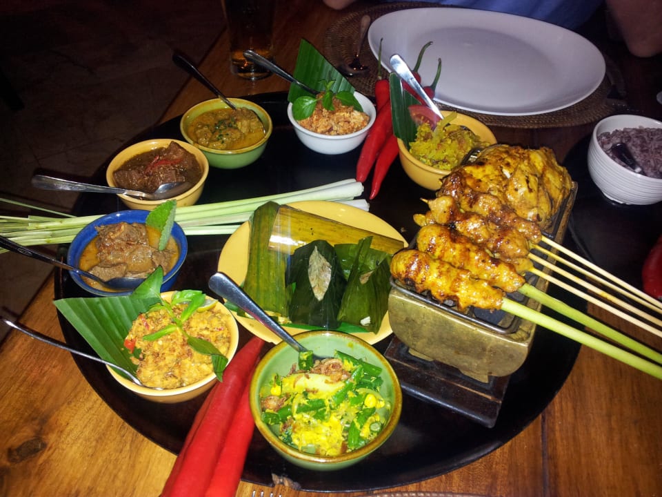 Balinesische Reistafel The Laguna A Luxury Collection Resort & Spa