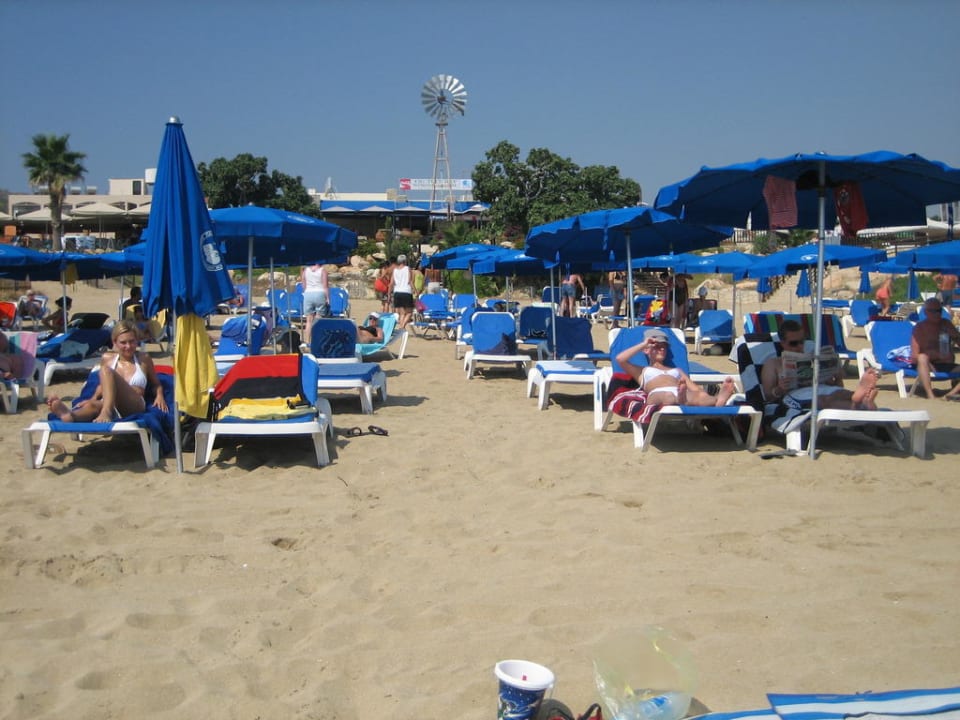 Sonnenschirm & Liegen kosten was Hotel Capo Bay
