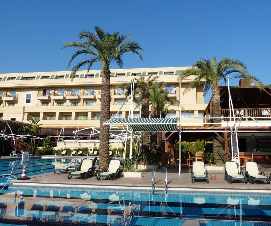 Pool und Hotel Crystal De Luxe Comfort Collection