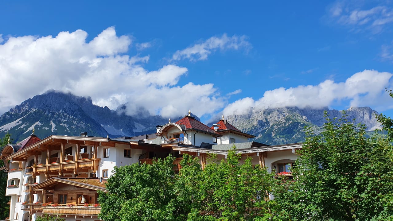 Außenansicht Hotel Hochfilzer