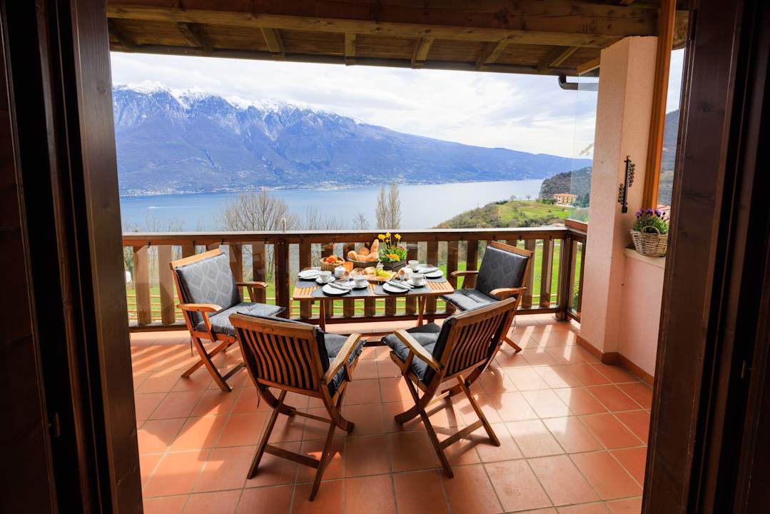 Ausblick Apartment Lago Gardasee - Pool, Natur und Seeblick