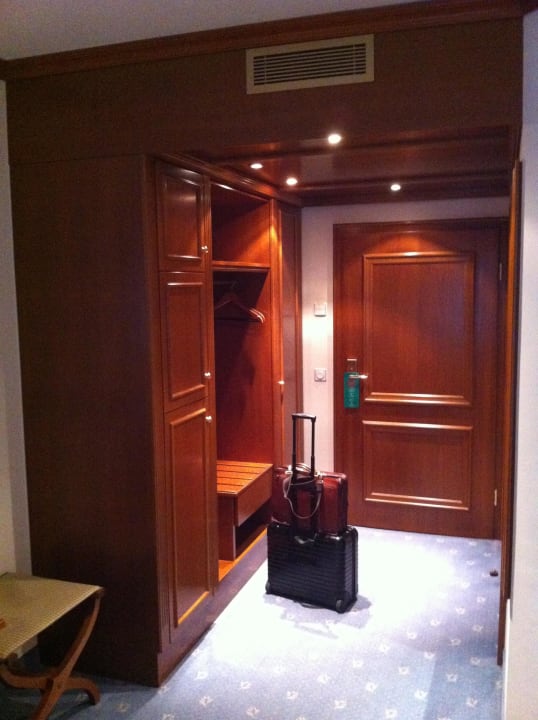 Schrank Vila Vita Rosenpark