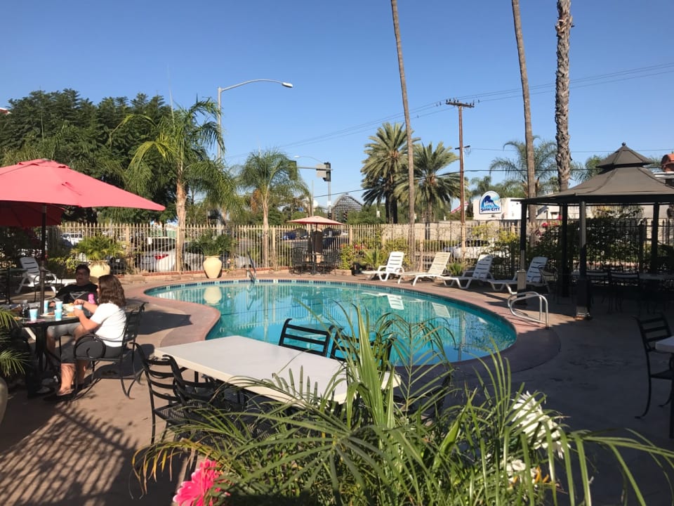 Pool Hotel Best Host Inn