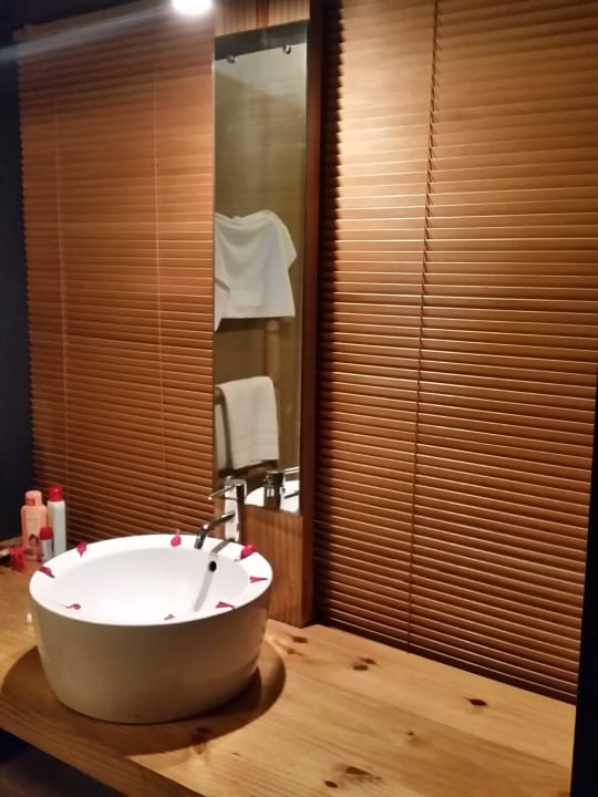 Bad Veranda Pointe aux Biches Hotel