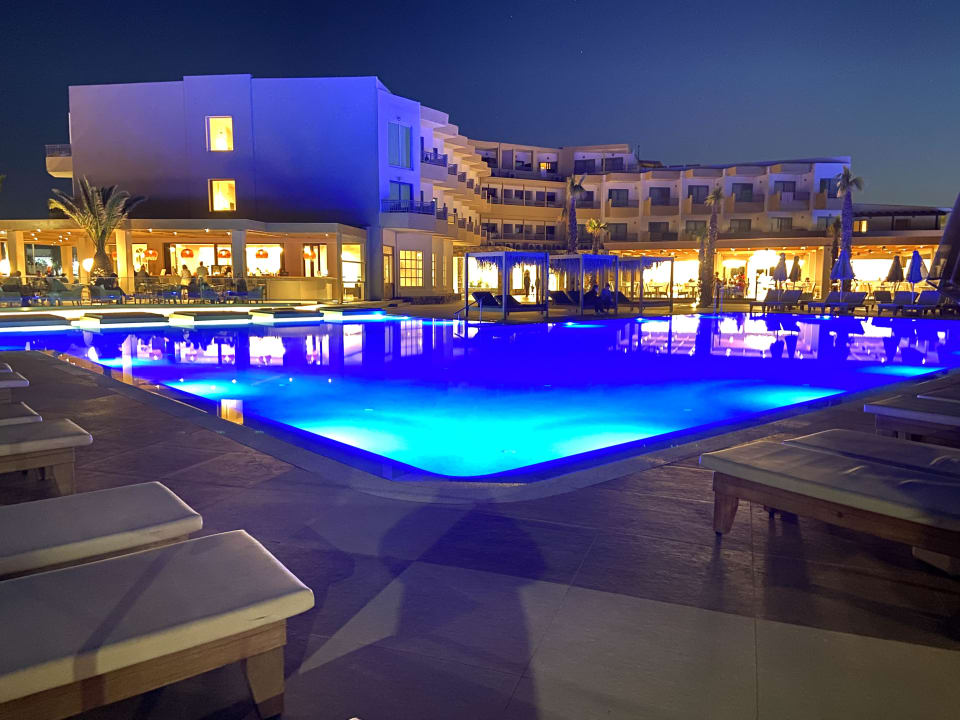 Pool Hotel Aphrodite Beach Club