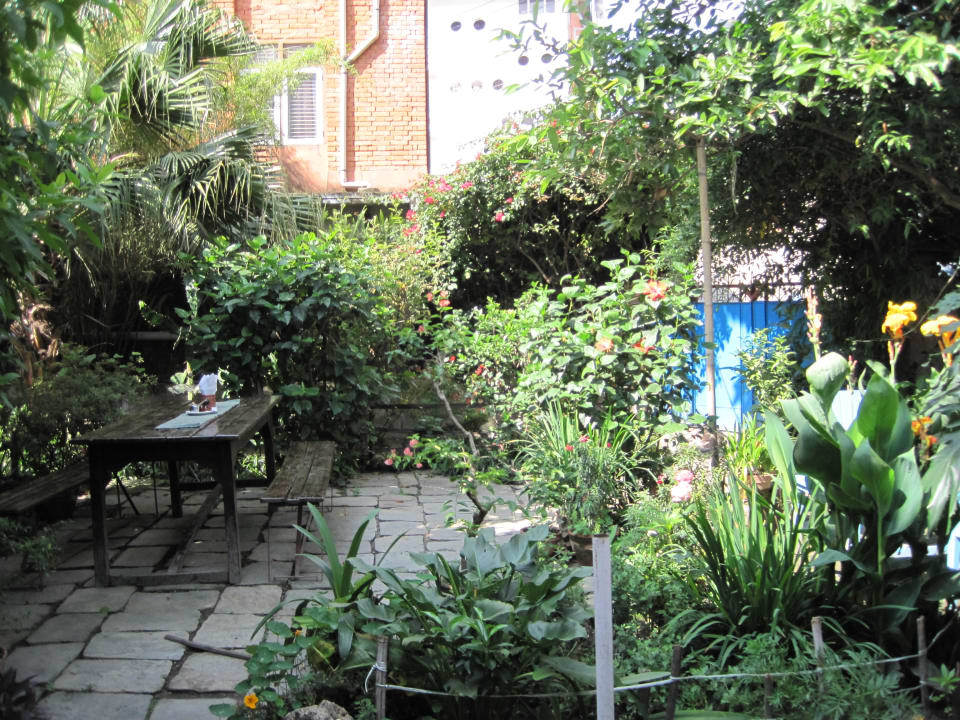 Kleiner Garten Trekkers Holiday Inn Guesthouse