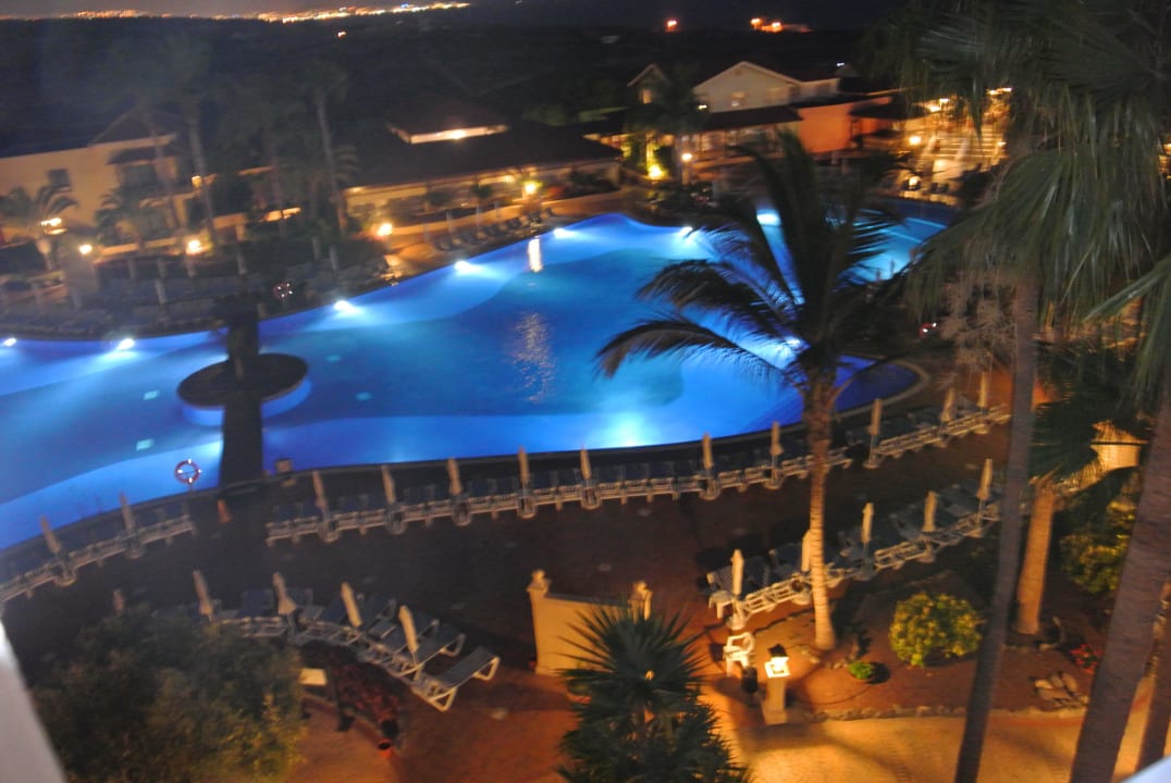 Bei Nacht von Zimmer 4501 Bahia Principe Sunlight Costa Adeje