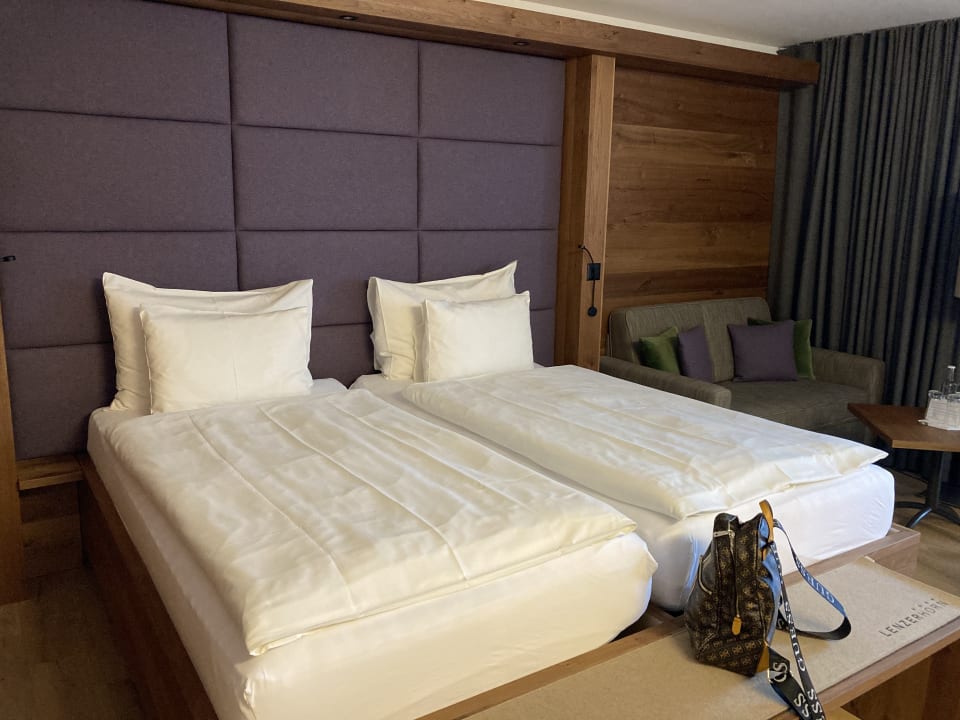 Zimmer Hotel Lenzerhorn – Alpine Stay, Spa & Savour