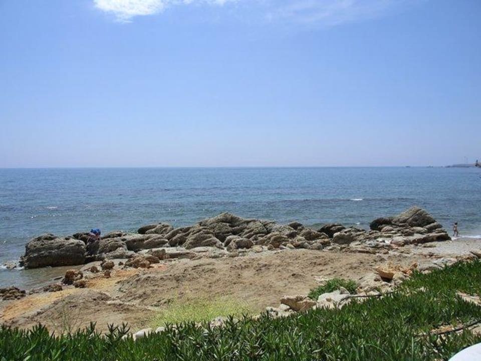 Neben dem Hotelstrand Vikingen Infinity Resort & Spa